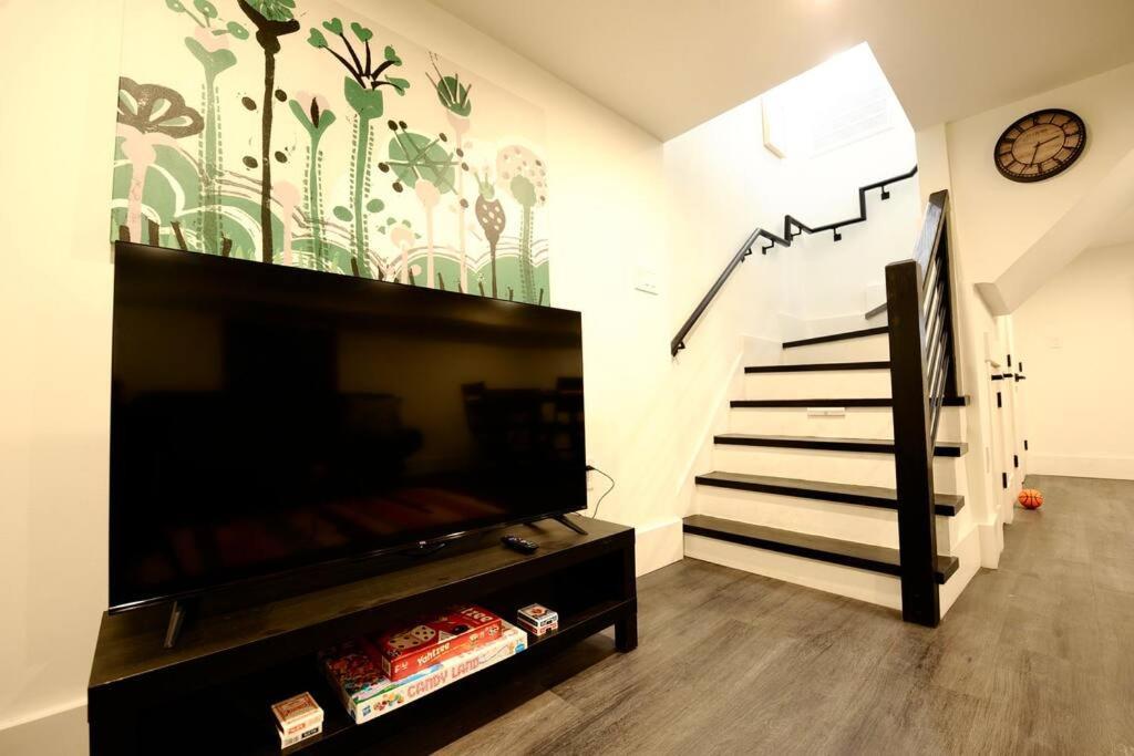 Cherry Blossom Townhouse, Easy Dc Access ワシントン エクステリア 写真