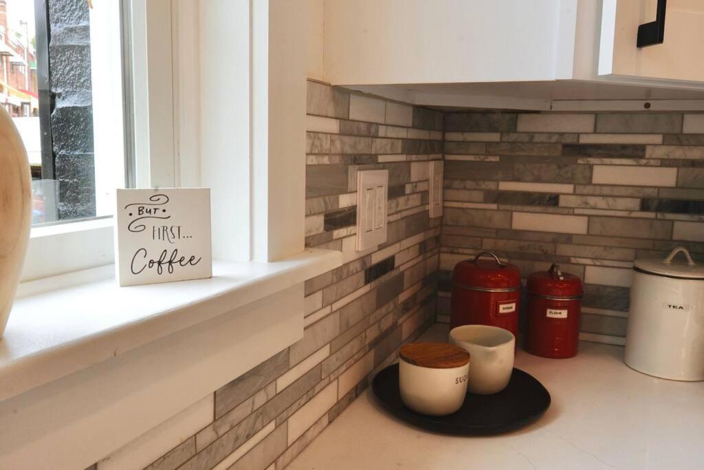Cherry Blossom Townhouse, Easy Dc Access ワシントン エクステリア 写真