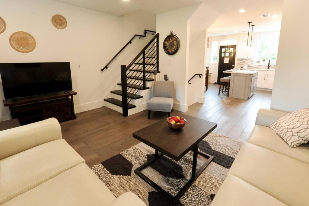 Cherry Blossom Townhouse, Easy Dc Access ワシントン エクステリア 写真