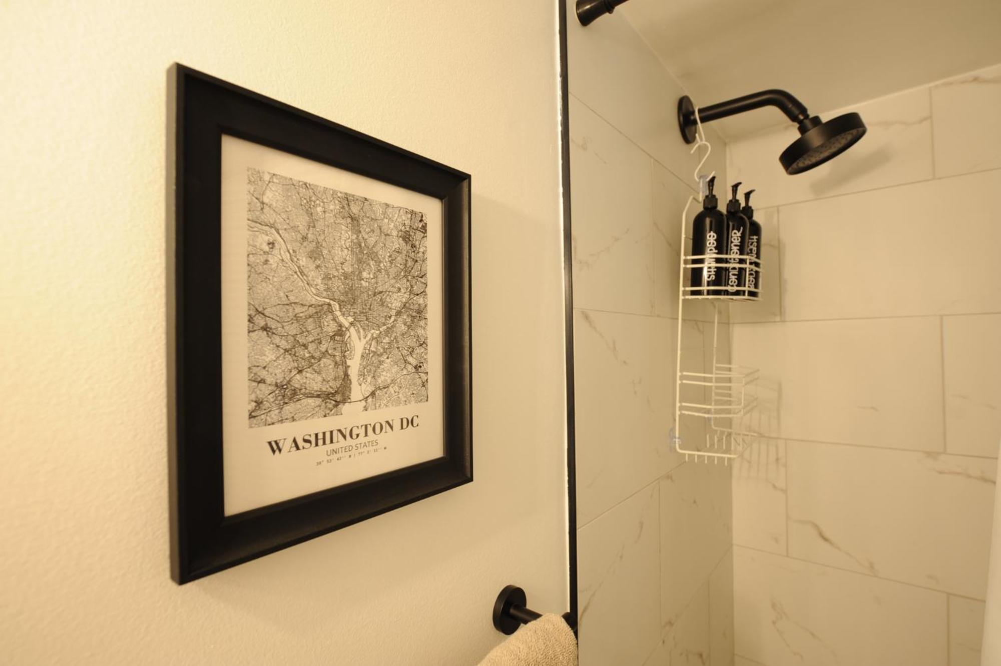 Cherry Blossom Townhouse, Easy Dc Access ワシントン エクステリア 写真